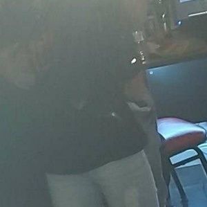 Meet your Posher, Estrella